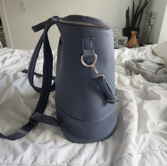 SOLD Lambert Mia Backpack - Picture 3 of 8